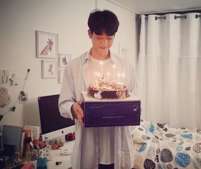wood0519's tweet photo. 채종협 생일 축하해🌻 
아주아주 행복한 하루 보내길…😌

#HappyJongHyeopDay https://t.co/v3VXzzlVaX