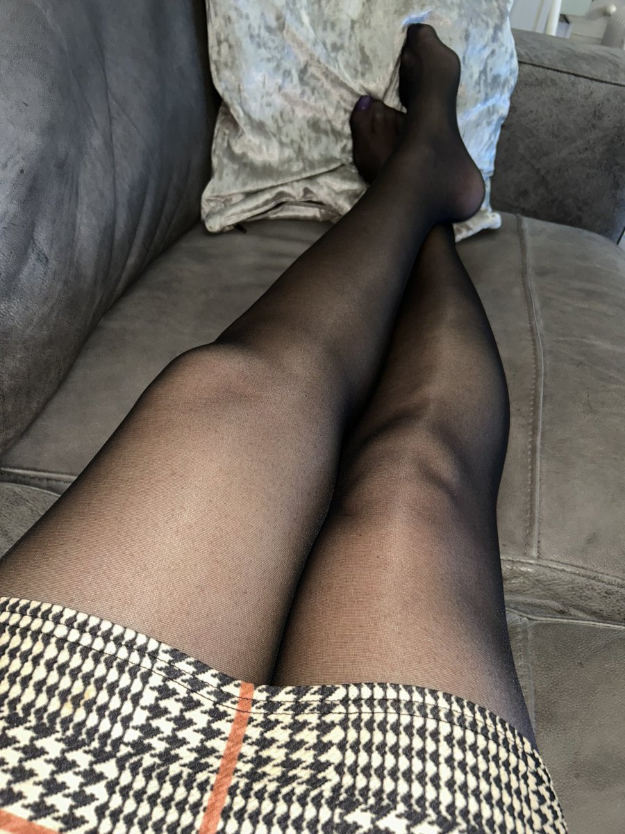 LaurenP1965's tweet photo. More sheer black this evening https://t.co/hl5Dppn4DK