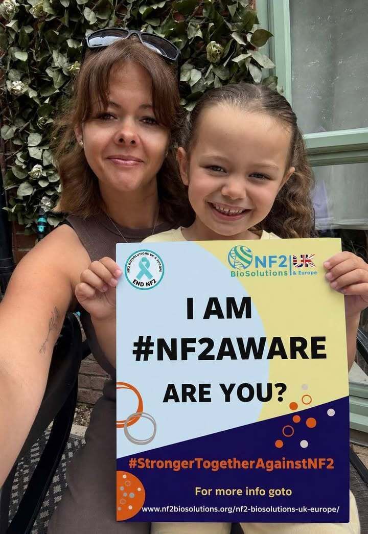 nf2biosolution1's tweet photo. We are #NF2Aware Are You? thankyou Derrie who sent us this lovely picture supporting pour campaign.
Join our campaign, print your poster and be #NF2Aware
Print your poster here>
https://t.co/1jnVwEo1R4
Send us a copy for our socials
#endNF2 #NF2awareness #NF2Schwannomatosis https://t.co/zRXVDgoZHI