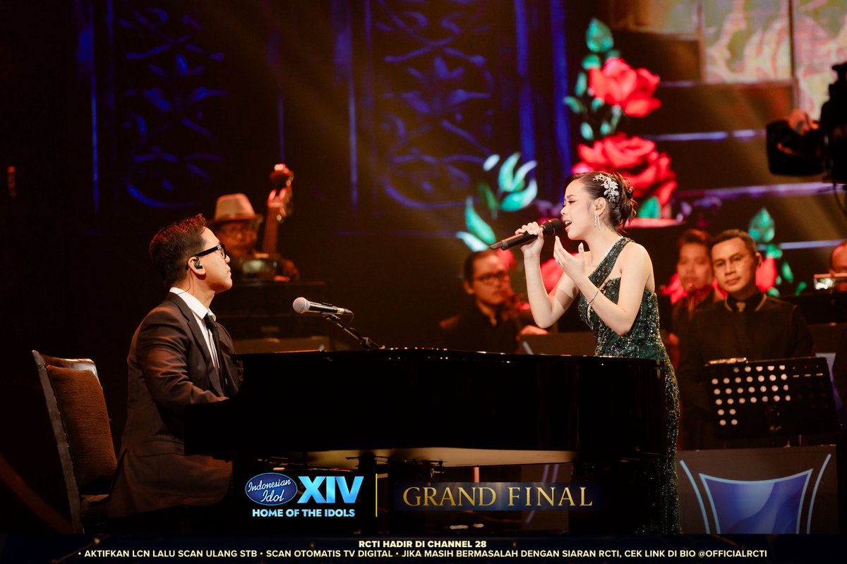 indonesianidol's tweet photo. FULL SO! Penampilan indah Celyna di panggung Indonesian Idol malam ini bikin merinding bangett!🫶🏻
Siapa yanh merinding jugaa kumpullll https://t.co/Id3wZ8lUDd