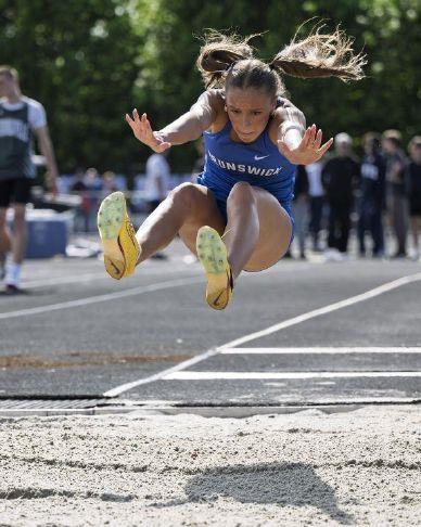 BrunswickCSD's tweet photo. Congratulations to the @BHSGoBigBlue track teams on a strong showing at this weekend’s Greater Cleveland Conference meet!  The boys earned 3rd place behind 1st-place finishes in the 4x100 relay (Noah Surovey, Ryder Kern, Jacob Sepesy, Eli Nichols), the 200-meter dash (Jacob Sepesy), and shot put (Eli Nichols).

The girls earned a 1st-place finish behind 1st-place finishes in the 400-meter dash (Zaria Roberts), 4x400 relay (Natalie Verlinden, Hailey Zielaskiewicz, Alex Burns, Zoey Fuller), pole vault (Eleni Rahas), long jump (Zaria Roberts), and discus (Kya Swan). 

Congrats to Zaria Roberts for breaking a county record set in 2000 in the long jump! 

For more information, check out the @MedinaGazette. #BrunswickPRIDE #JourneyOfABlueDevil
https://t.co/OyV4tnWFVe

📸 Russ Gifford/The Medina Gazette