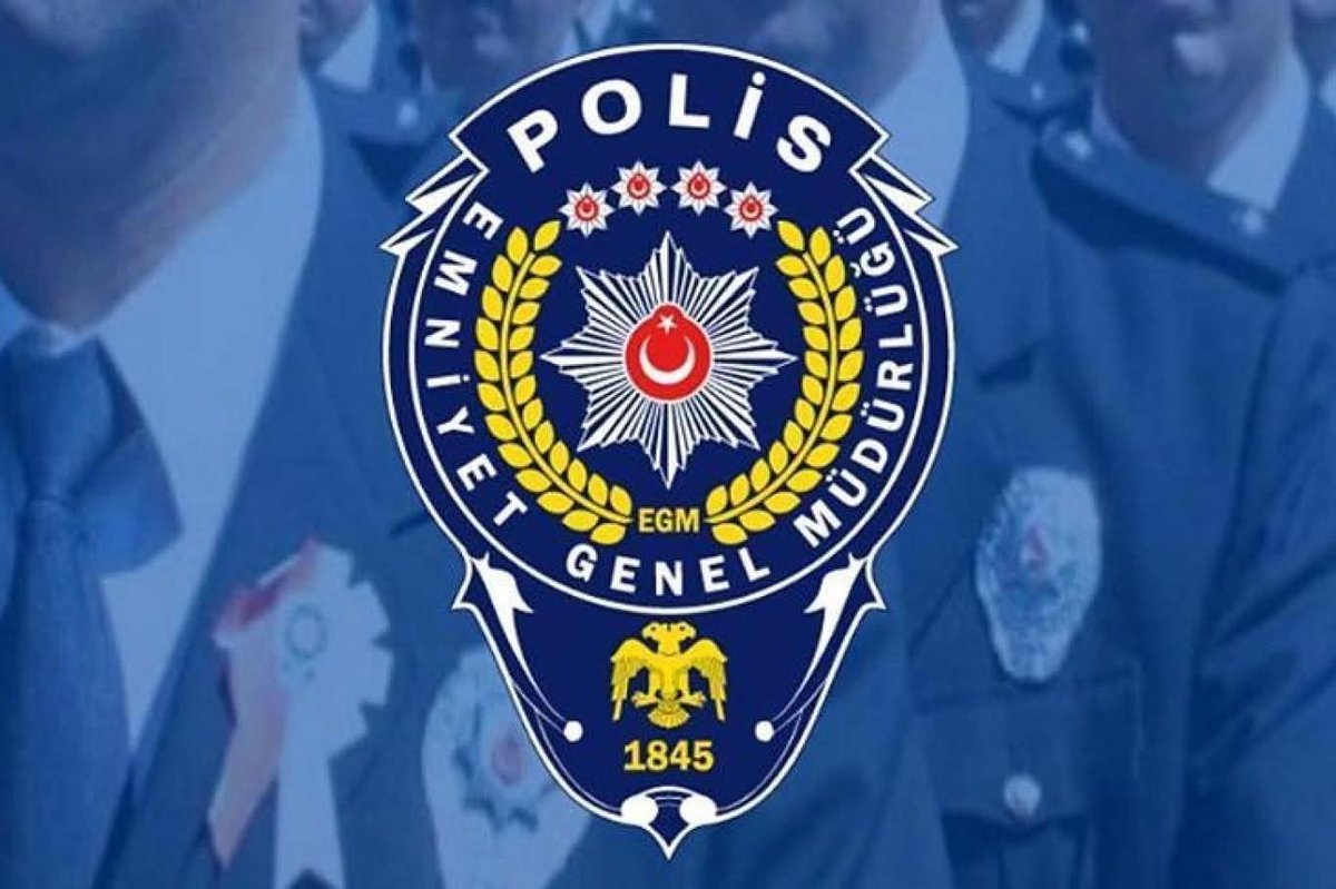 Yhsgihtholsun's tweet photo. Etiketimiz

#PolisYetkisizMaaşıYetersiz

19.00 itibari ile gündem çalışmamız başlamıştır https://t.co/8JvQKvavWt