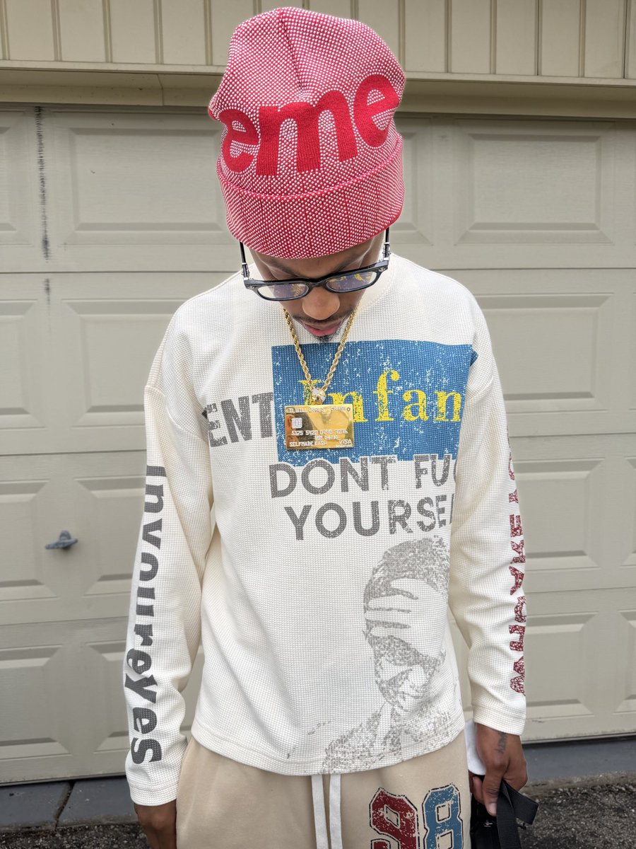 selfmadekash_'s tweet photo. The world know how this shit going wit goaty 🐐😎💳🔥 https://t.co/uFAzkM2bWe