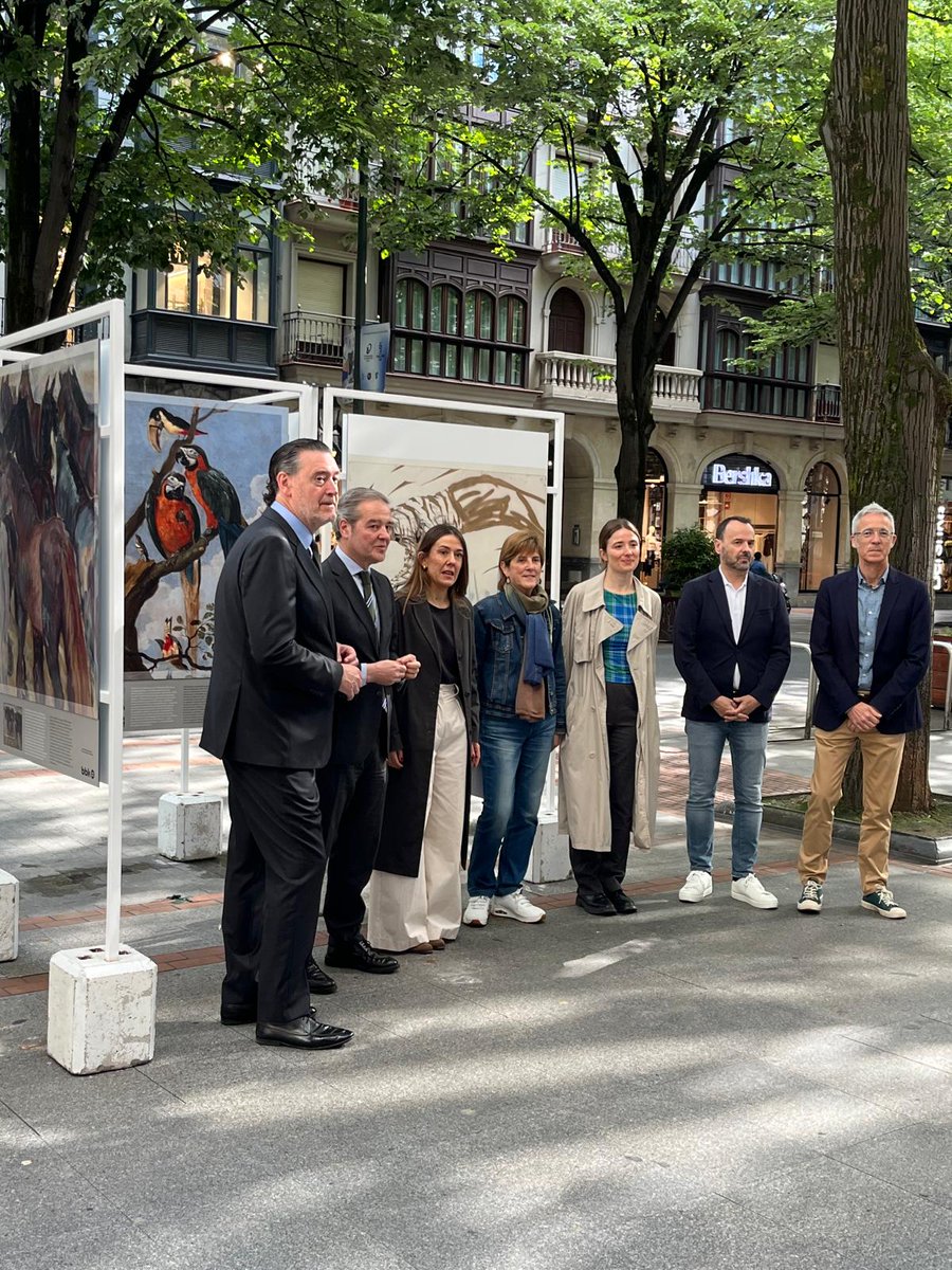 EstudiosDurero's tweet photo. Tratamiento, preparación y producción expositiva en alta calidad para una muestra pensada para viajar, resistir y seguir acercando el arte a más personas. https://t.co/fjvESXqxhK