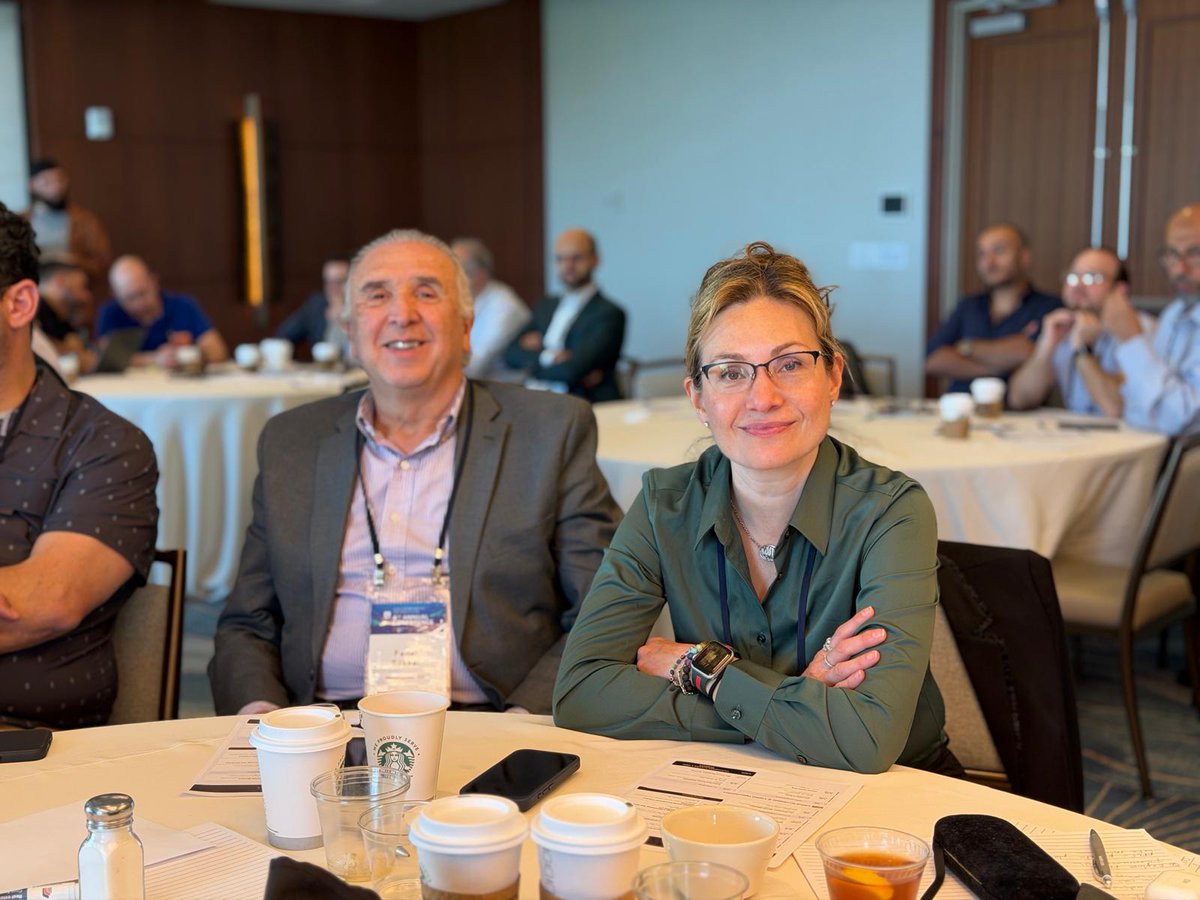 Octave_HI's tweet photo. There is nothing like putting the right people in the same room. The connections made in Florida this week will outlast any webinar. 🌴
See you at the next one.

#OctaveHI #VanticoInvestments #OVAFund #1031Exchange #PhysicianWealth #WealthAndTaxClub #ALFACapital https://t.co/vqvV92906k