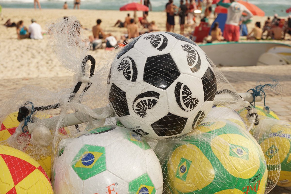 _orangecompany's tweet photo. É por aqui que tão falando de futebol né?
Muito em breve https://t.co/BxhUDSK9Ty