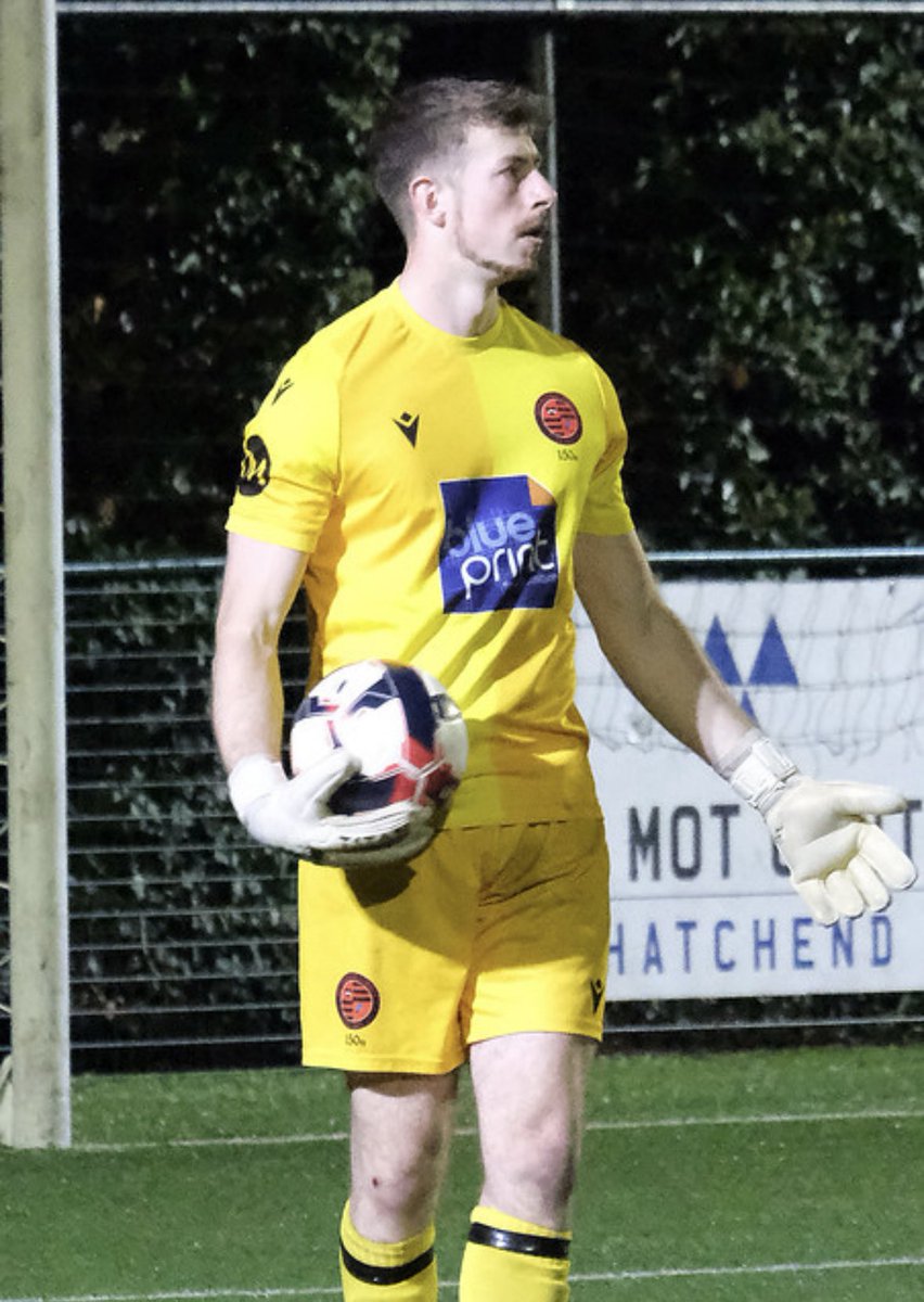 jxke080803's tweet photo. Great 25/26 season with @WokinghamTownFC, grateful for every opportunity 🤝 

⚽️ 38 Games 
🧼 7 Clean Sheets 
🧤 4 Penalty Saves
🌟 3 MOTM 
🎯 1 Assist 
🫣(Almost 1 goal)

Looking forward to improving those numbers next season 💪 https://t.co/oKwEOOPiED