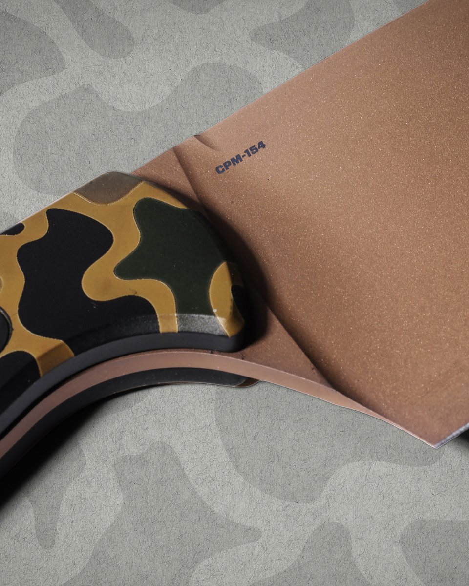 BenchmadeKnives's tweet photo. NEW LIMITED EDITION CAMO STATION KNIFE.

Built for the grill. New for the season.

Flat Earth PVD blade. Multilayer camo Cerakote® handle. Finished through a layered coating and laser-marking process for added depth and durability.

Paired with a Boltaron® sheath for confident carry from prep to flame.

Free camo grilling apron included for a limited time.

No restock. When it’s gone, it’s gone.

Shop the Station Knife.

https://t.co/gFwGLKcjz5