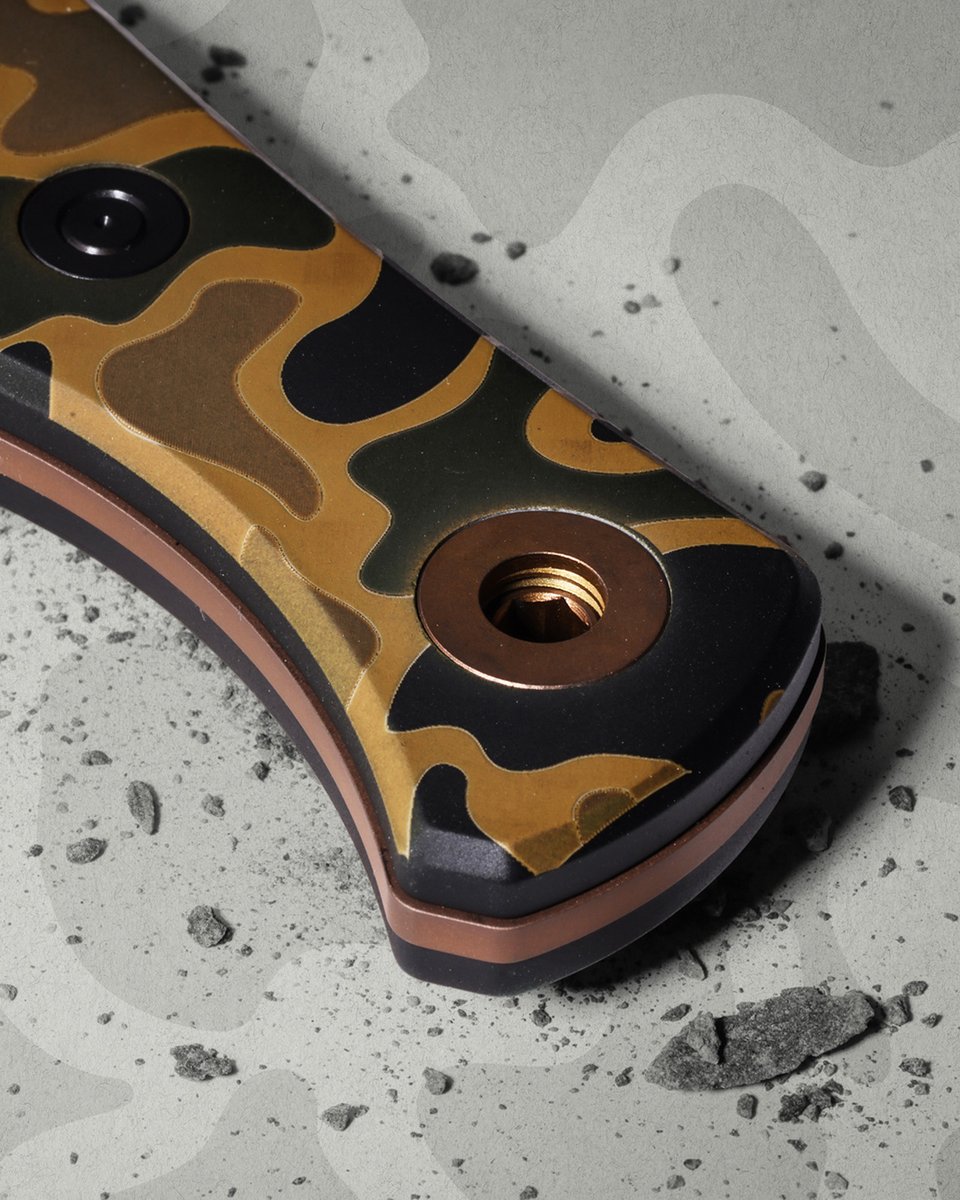 BenchmadeKnives's tweet photo. NEW LIMITED EDITION CAMO STATION KNIFE.

Built for the grill. New for the season.

Flat Earth PVD blade. Multilayer camo Cerakote® handle. Finished through a layered coating and laser-marking process for added depth and durability.

Paired with a Boltaron® sheath for confident carry from prep to flame.

Free camo grilling apron included for a limited time.

No restock. When it’s gone, it’s gone.

Shop the Station Knife.

https://t.co/gFwGLKcjz5