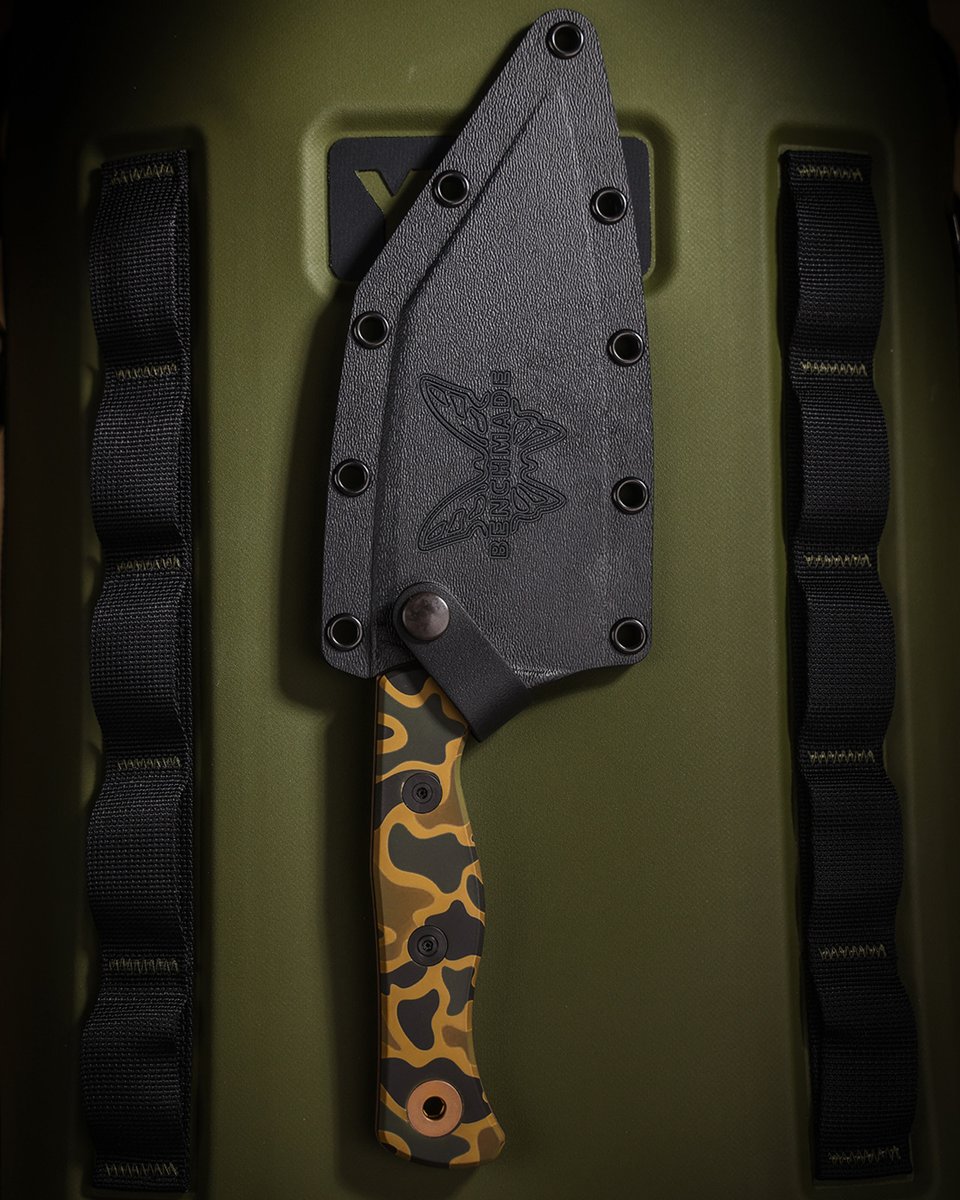 BenchmadeKnives's tweet photo. NEW LIMITED EDITION CAMO STATION KNIFE.

Built for the grill. New for the season.

Flat Earth PVD blade. Multilayer camo Cerakote® handle. Finished through a layered coating and laser-marking process for added depth and durability.

Paired with a Boltaron® sheath for confident carry from prep to flame.

Free camo grilling apron included for a limited time.

No restock. When it’s gone, it’s gone.

Shop the Station Knife.

https://t.co/gFwGLKcjz5