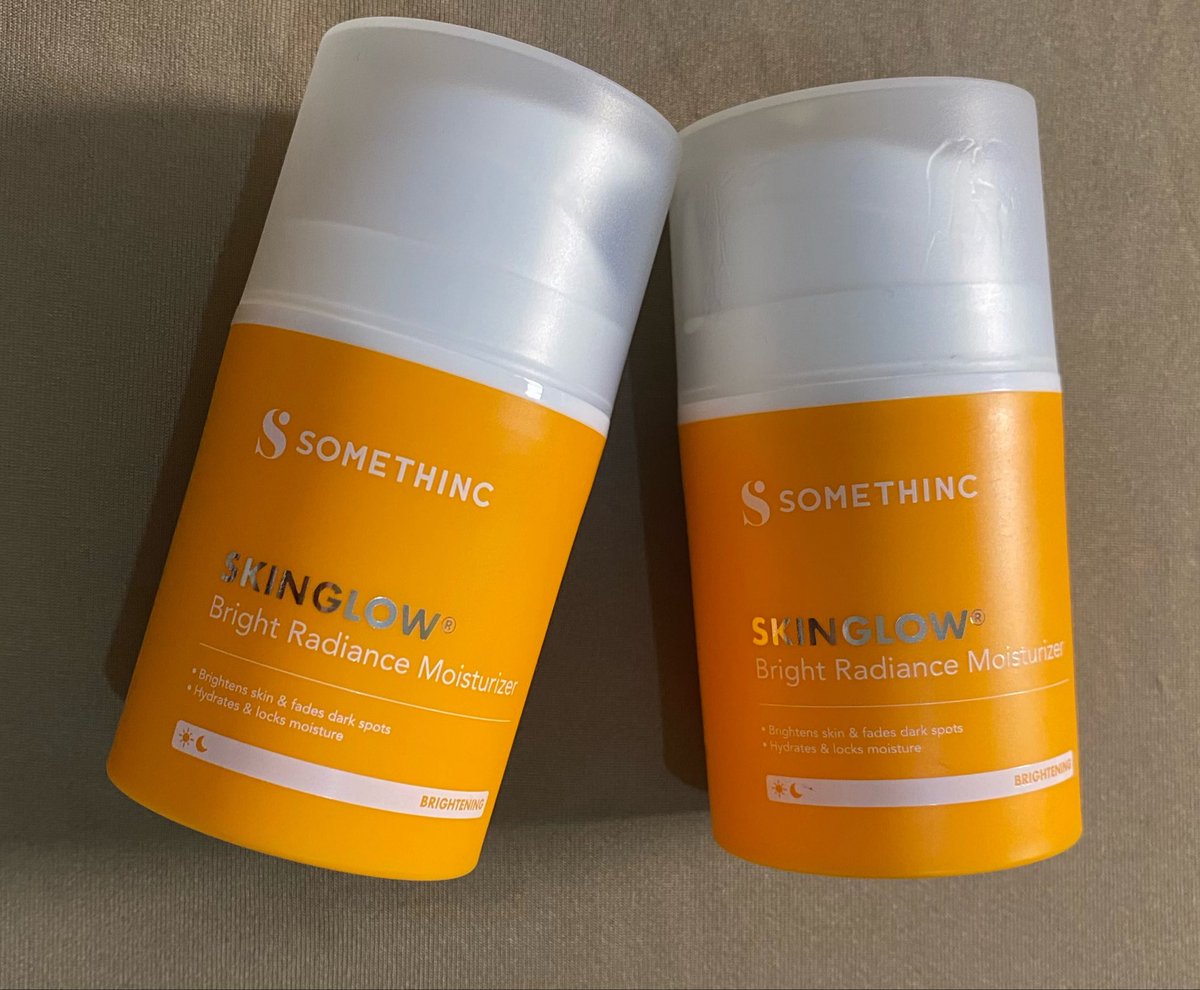 agyanax's tweet photo. yang kulitnya kusam, noda bekas jerawat, warna kulit tidak merata 

cobain somethinc moisturizer ini 👇 

https://t.co/lPeQBoLzGw https://t.co/pVywGTU9DS