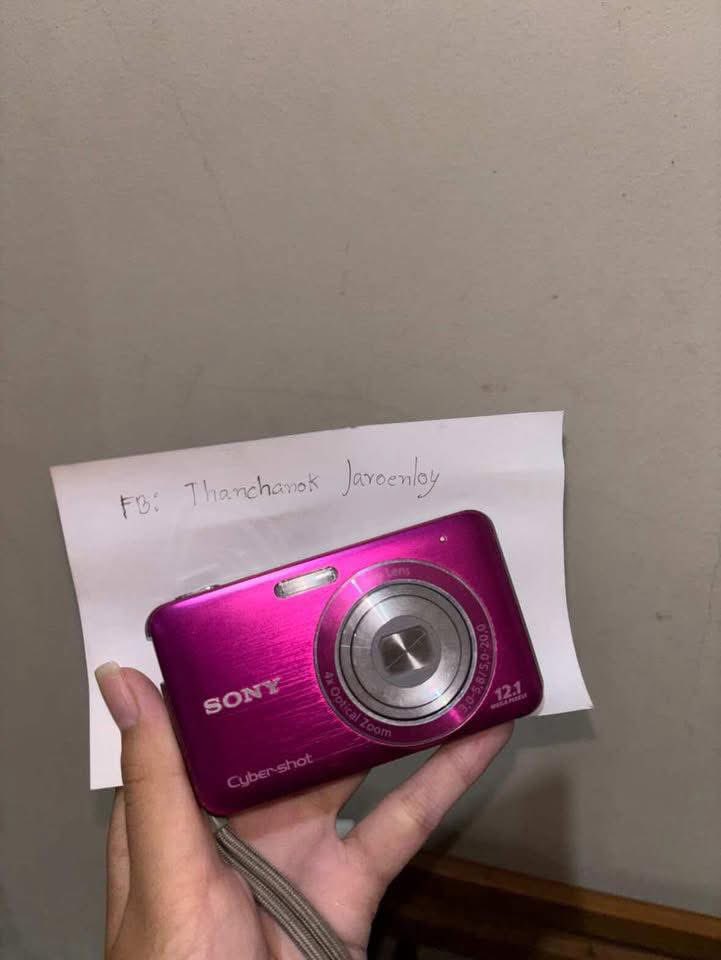 ipmntme's tweet photo. Sony w310 รุ่นน้องพั้น 
เต็มระบบ 2200฿ เต็มระบบ 
ได้กล้อง แบต เมมค่ะ 
ไม่รับผ่อน งดต่อนะคะ 
#กล้องดิจิตอล #กล้องดิจิตอลมือสอง  #กล้องมือสอง #ส่งต่อกล้องดิจิตอล #กล้องดิจิตอลคอมแพค https://t.co/EdbTO4zgeL