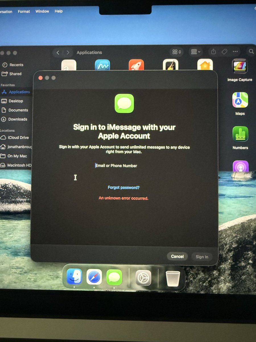 TheJonBroughton's tweet photo. Any clue why the @Apple onboarding a new MacBook experience is so horrible?

I’ve gotten 4 MacBooks in the past 7 years and the setup is always the buggiest thing. https://t.co/nSC4LRDPXe