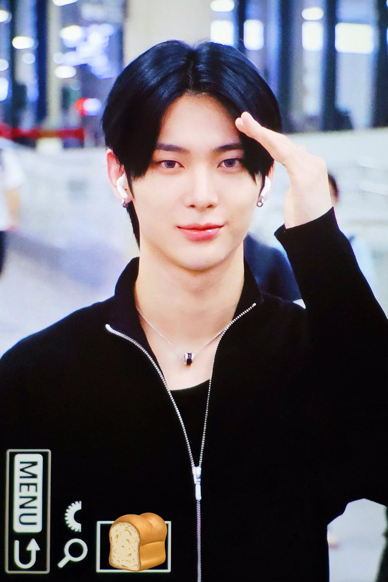 hagauppang's tweet photo. 오늘왜케순순하게귀여워🤨 https://t.co/cOgYL3YBMV