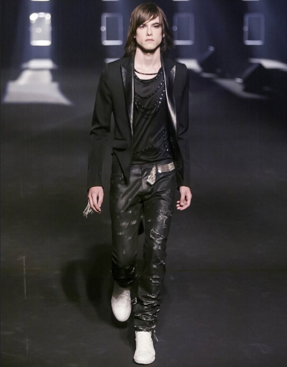 ___scum's tweet photo. Dior Homme ss04 “Strip” https://t.co/DEpYHimKEx