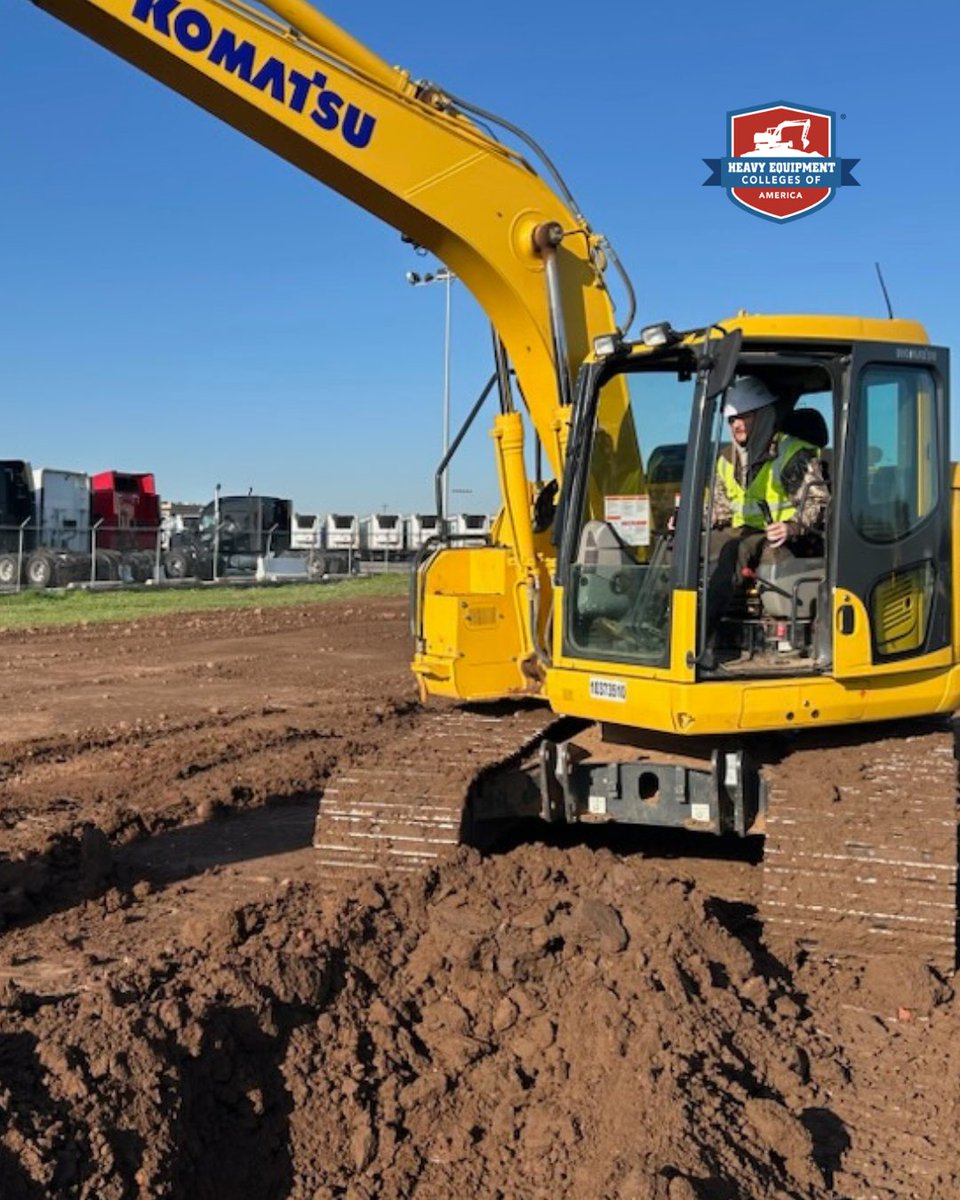 HECofAmerica's tweet photo. Hands-on training with real equipment. Our students learn the skills that matter in the field, from inspections to maintenance. Safety first, skills that last.

Ready to get started? https://t.co/Us1Wu9EtQ7

#HeavyEquipment #SkilledTrades https://t.co/SvwhaxymYi