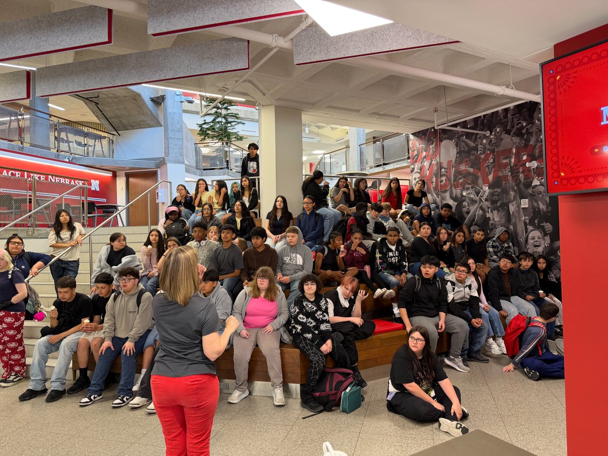 OPS_BryanMiddle's tweet photo. Last week our students attended a field trip to UNL.  Students had a day filled with college level information with the college of Agriculture at UNL!  Students spent the day learning how to make ice cream in a bag, solar panels &amp; energy, &amp; the science behind washing your hands. https://t.co/uVBCfQaBIZ