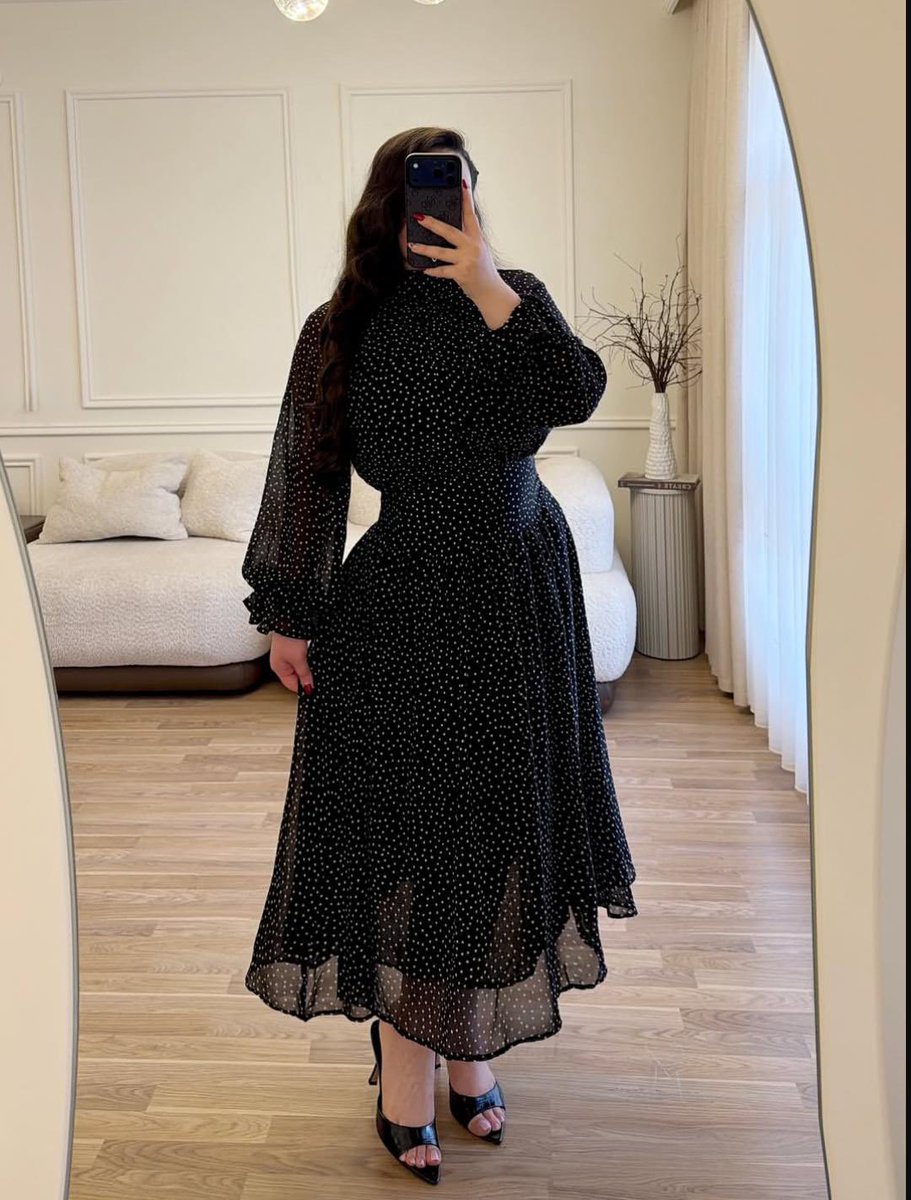 bloomieorchid_'s tweet photo. Zara polka dot dress 
N40,000
S M L https://t.co/slXUFHFFVM