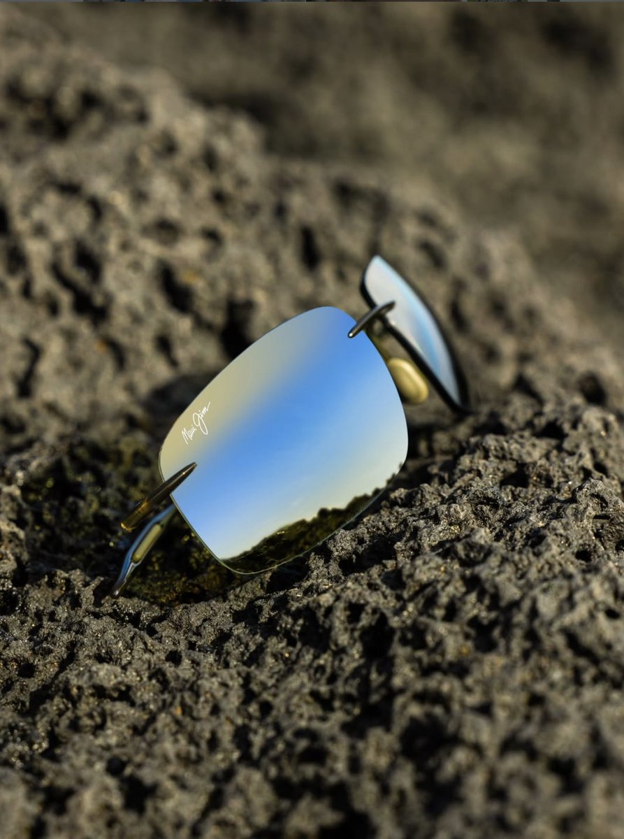 EdwardBeiner's tweet photo. @MauiJim brings rimless comfort and polarized clarity to every coastal moment. #eyesforward

#mauijim #sunglasses #eyewear #glasses #luxury #optical #sportswear #coloryoucanfeel #florida https://t.co/xbwpPKolOt