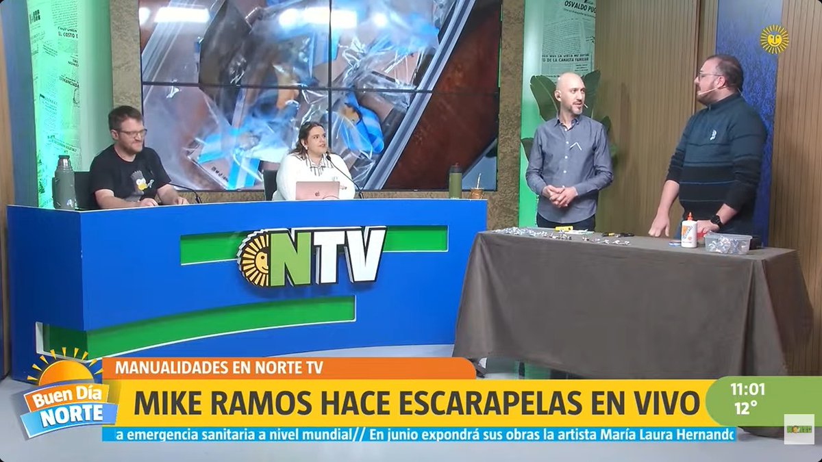 hobcreativook's tweet photo. Feliz #diadelaescarapela 🤍💙! Fui invitado nuevamente por la gente de Norte TV para hacer una escarapela en vivo! Estuvo divertido (aunque transpire bastante) jajaj 🤭. Siempre es lindo agradecer estas cositas que pasan 🫶🏻
.
#argentina #escarapela #handmade https://t.co/S7O7EBExyd