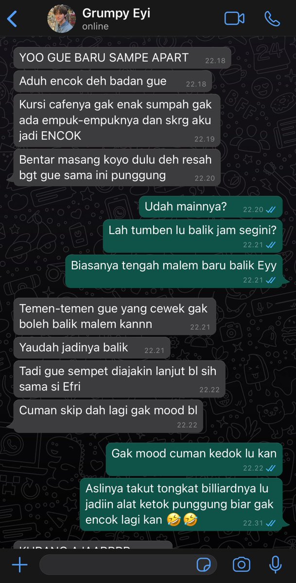 eventhoally's tweet photo. iyoeyi few tweets au edisi eyi baru balik main sama temen-temen SMAnya dan berakhir iyo yang cemburu dahsyat 😁 https://t.co/U5roIFS4fy
