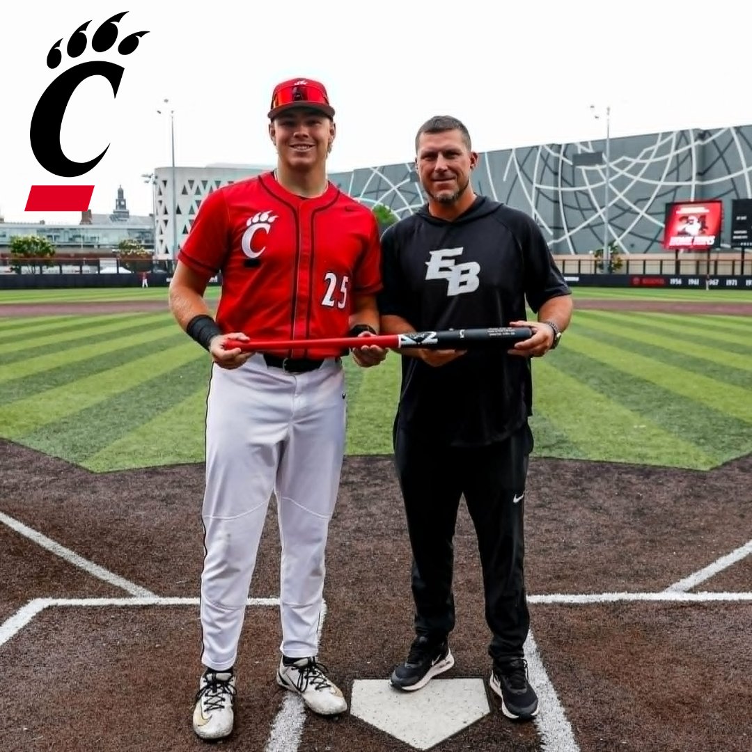 Dinger Wood Bats tweet media
