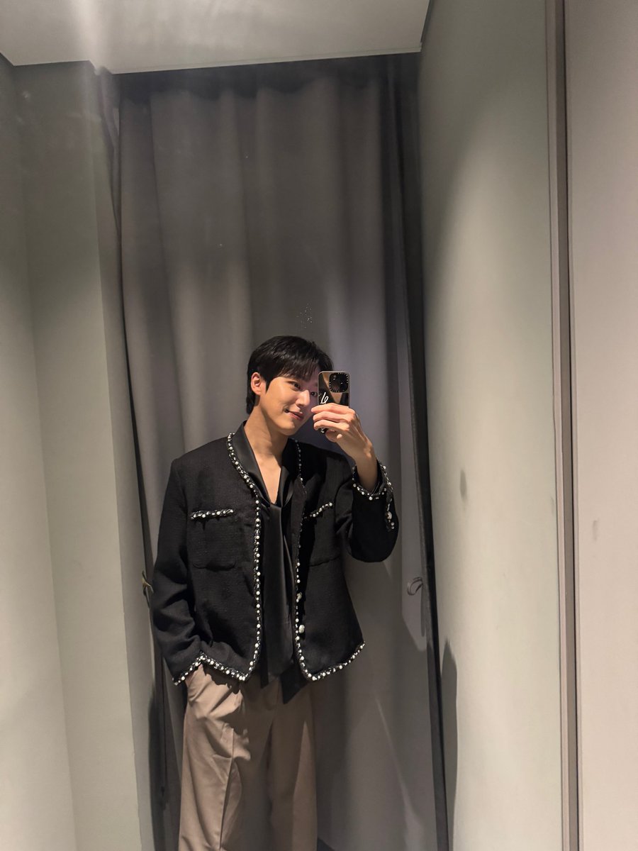 백구찐✨ tweet media