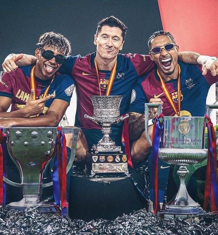 @Iam messy FCB❤️💙 tweet media