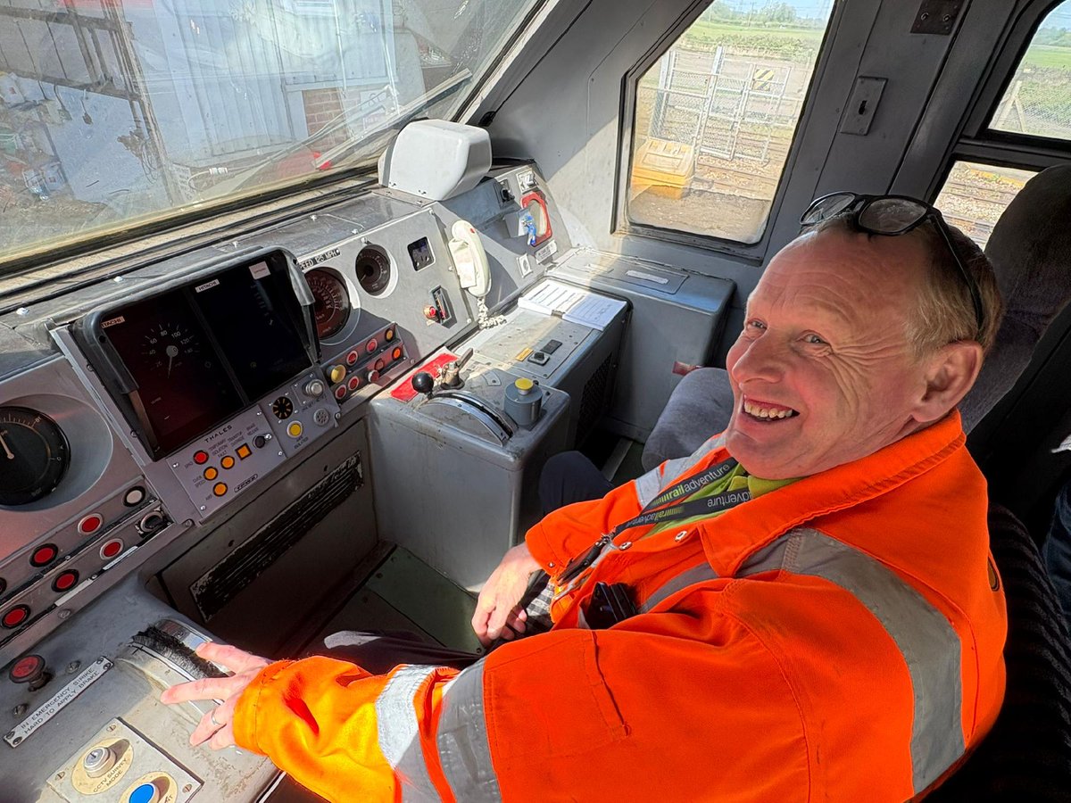 networkrail's tweet photo. 🚅 Rapid retrofit as classic High Speed Train units go digital ...

This eight-week vehicle retrofitment is the quickest turnaround of a digital fleet upgrade delivered so far as part of the £1.4bn #EastCoastDigitalProgramme.

👉 https://t.co/6G1lzF4mjC

#Tech #Innovation https://t.co/T59MdaXZz7