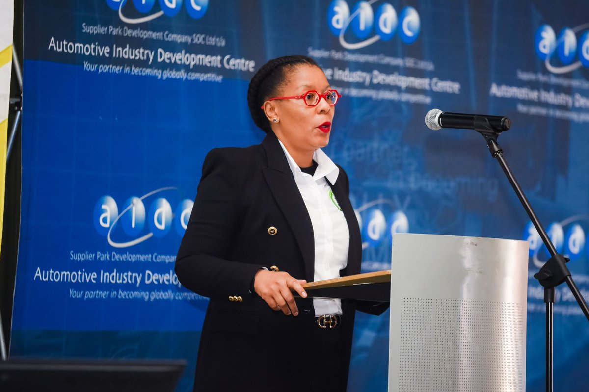 TshwaneEconDev's tweet photo. TEDA proudly partnered with the @AIDCgauteng to host the Open Day &amp; Automotive Showcase in Eersterust, connecting locals with opportunities in the automotive and manufacturing sectors.

Young people, entrepreneurs and artisans engaged directly with stakeholders on opportunities https://t.co/AfOIcvlCIC