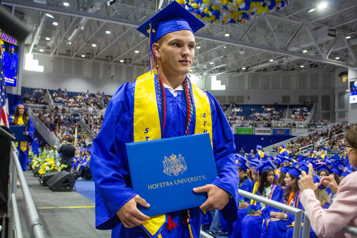 Hofstra Wrestling tweet media