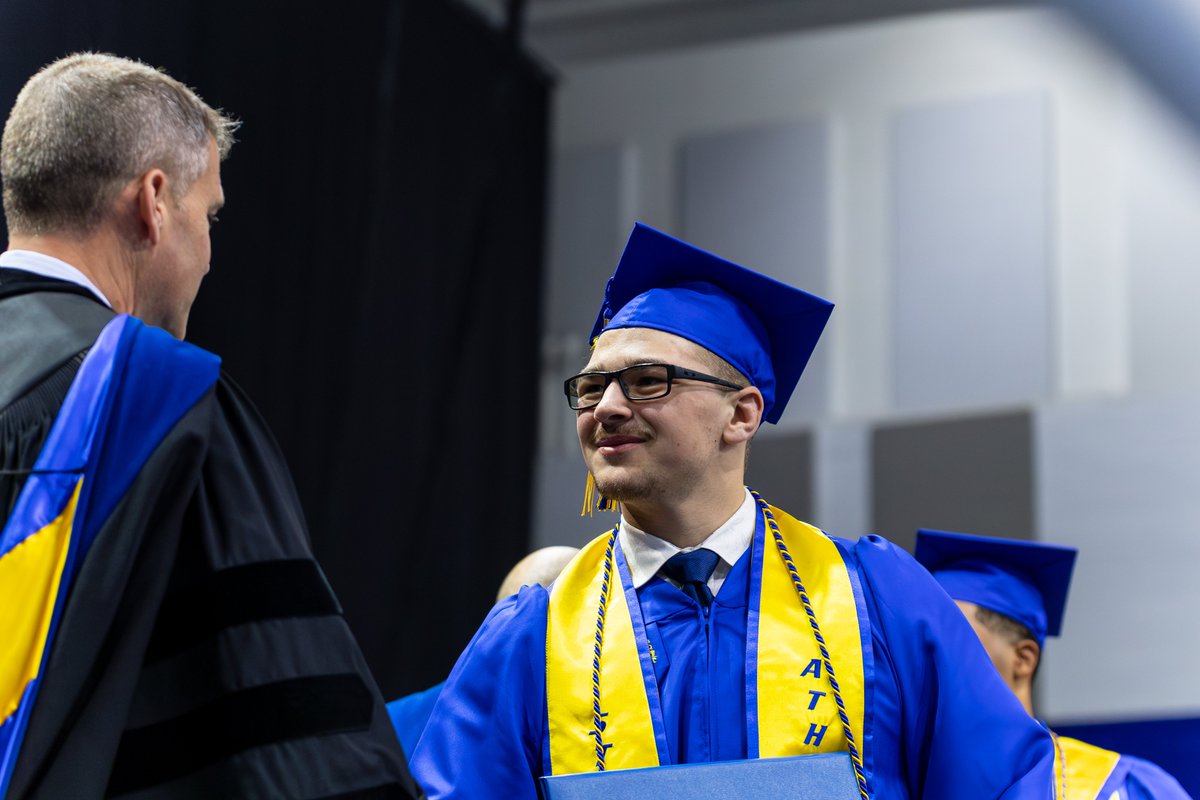 Hofstra Wrestling tweet media
