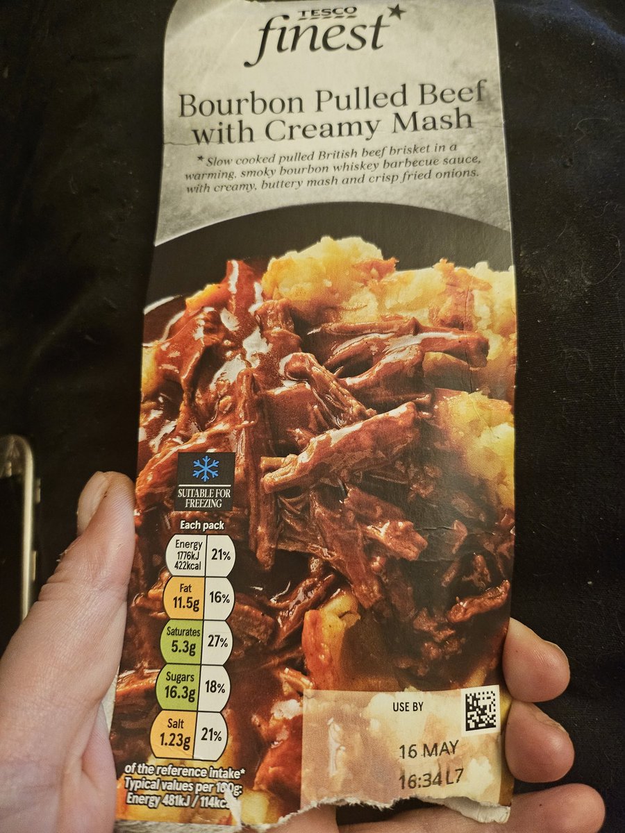 ahowarth84's tweet photo. @Tesco emailed the ceo as per google said about a complaint as no email address for complaints. No response. Found a huge bone in this meal and almost chocked https://t.co/DoW41F7YBd