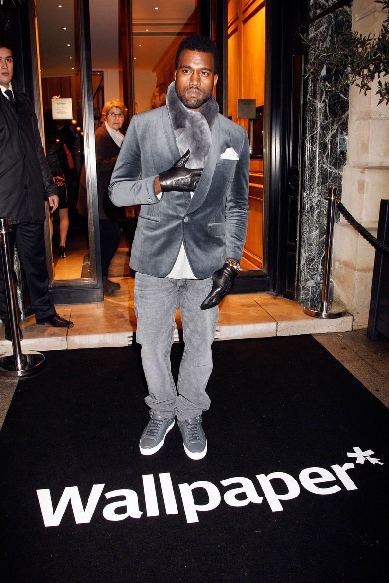 DodoFits's tweet photo. Ye‘s 808 Era Outfits during the Late 2000s https://t.co/RpUYyYAq7k