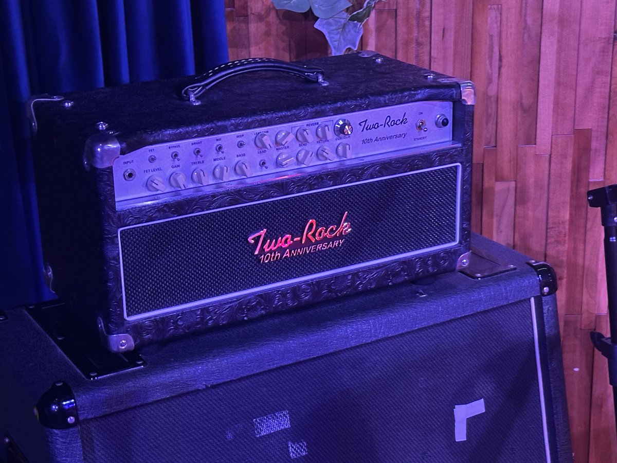 azurestart2011's tweet photo. 私のセッションでは野生のtwo rockアンプがたまに出現します（先日2回目）、しかも今回��たのは世界限定50台。すごすぎぃ、、、 https://t.co/r8ezmpNH8D