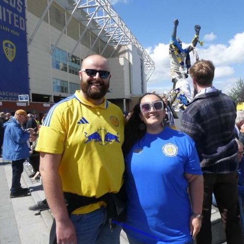luamericas's tweet photo. Our t-shirt’s first trip to Elland Road! Available on our website (and shipping to the UK). https://t.co/gpJJj8hVr3