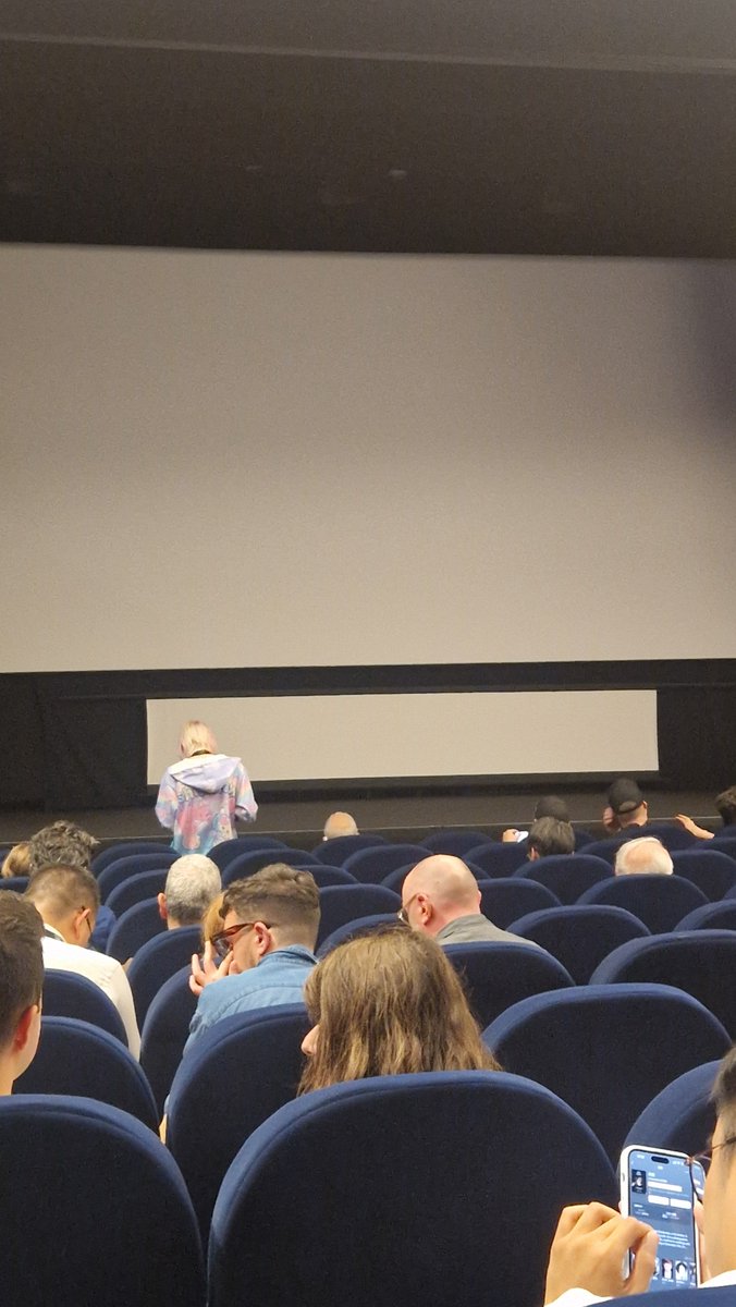 Philippe Paturel ➟ soon at #Cannes2026 🎥 🌴 🌊 tweet media