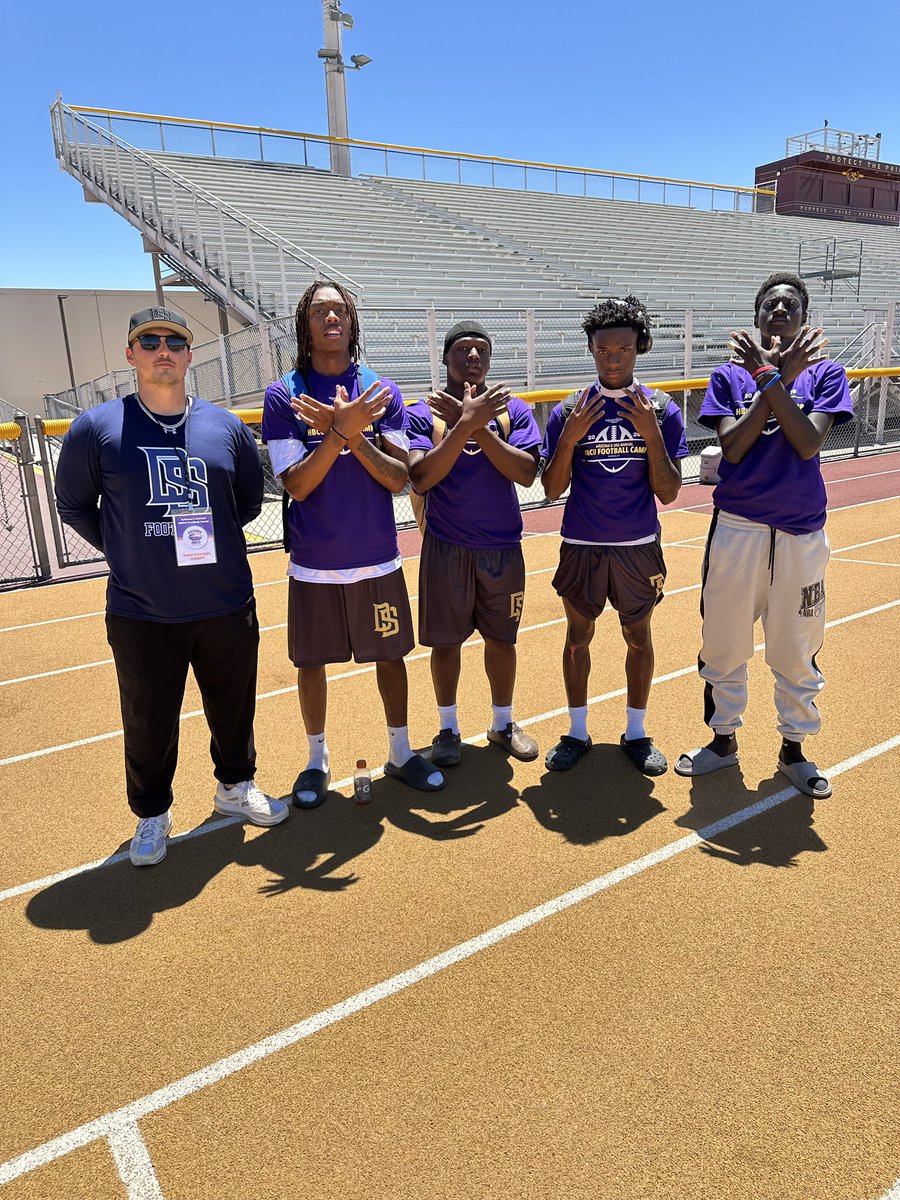 DSHSFootball's tweet photo. Great weekend at the @LFC_FOOTBALL  &amp; @AZ_HBCUFBCAMP

'27 OL @CTaylor2027 
'27 OL @Bruno_tassone09 
'27 OL @AdrienJFranklin 
'27 RB @AjayeMcane58547 
'27 DB @pharelhollister 
'27 WR @javontayWi31320 
'28 QB Drake Cintron
'28 RB @LarnellMaloneIV 
'28 WR @GideonAamamoo https://t.co/spF6C88sk0