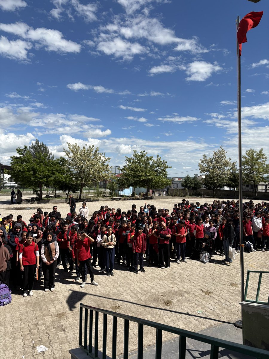 GurbuzIHO's tweet photo. Bir milletin yeniden doğuşunun ilk adımı…19 Mayıs Atatürk’ü Anma, Gençlik ve Spor Bayramı kutlu olsun 🇹🇷 @hanimem21800 https://t.co/68sM3nhHpO