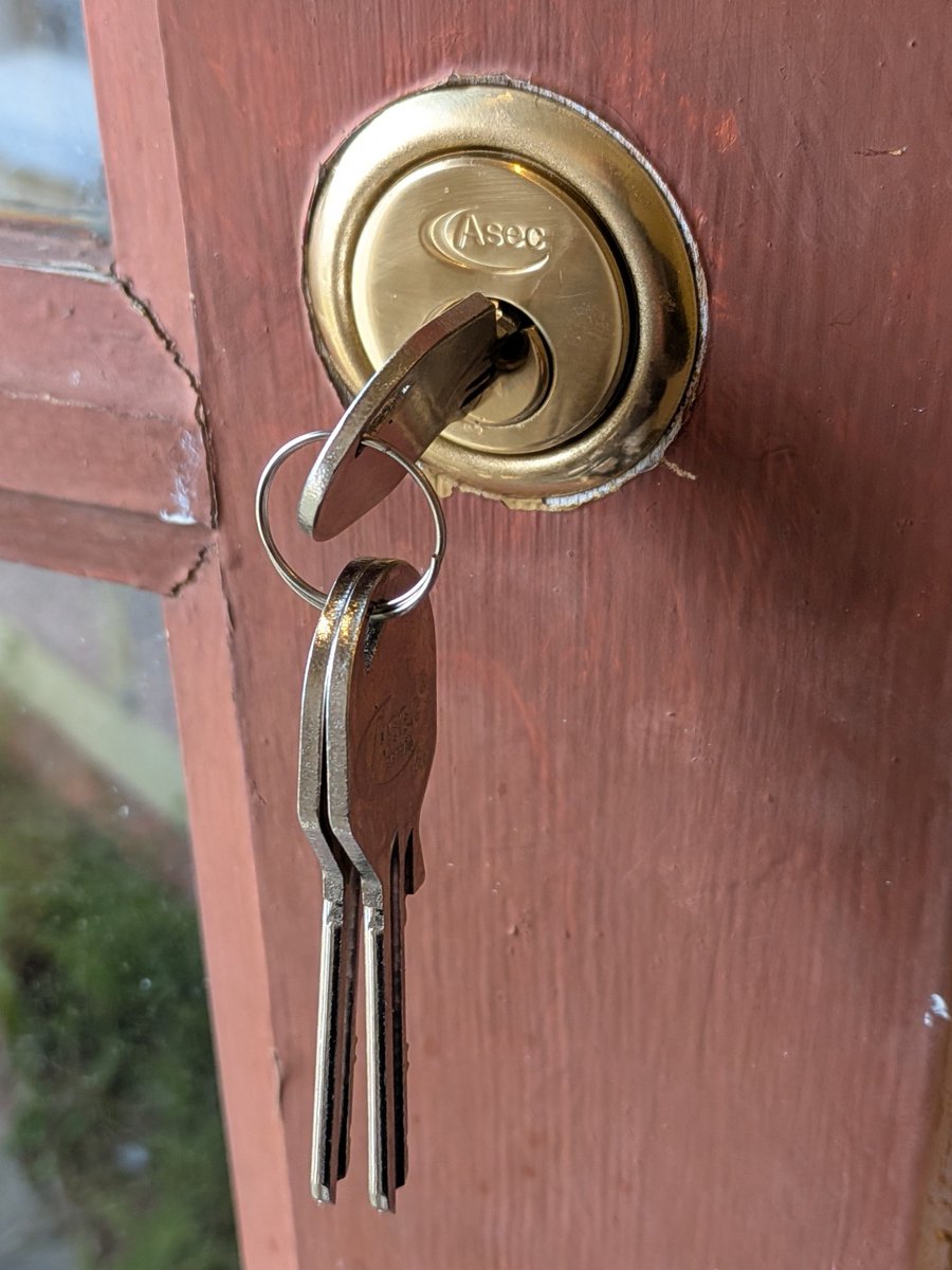 CSMLocksmiths's tweet photo. CSM Security Locksmiths have been busy picking locks, upgrading and replacing locks, and repairing multipoint locking mechanisms.

Call for a free quote!

🌐 https://t.co/1iq4yZYrd3
📱 07894 301499 https://t.co/4axMFkAR2S