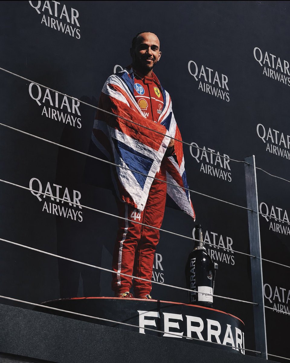 ferrarinewstr's tweet photo. 🇬🇧 2026 Silverstone’da şöyle bir şey görmek istiyoruz.. https://t.co/H9Wr8nkb68