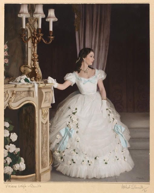 liz 𝜗𝜚 ࣪ tweet media