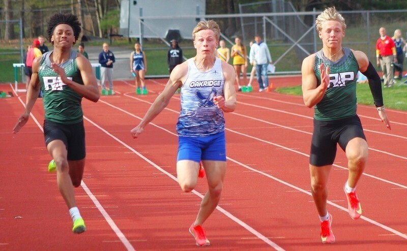 rprockets's tweet photo. R-P's Mason Darke, Marvin Moore win regional track titles, eight Rockets qualify for state finals https://t.co/p29ZCO2Y1L https://t.co/ThAHxWiiFH