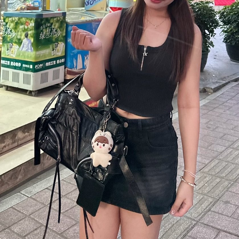 Bambi 🧸เดมไม่เตือนกดฟอล tweet media