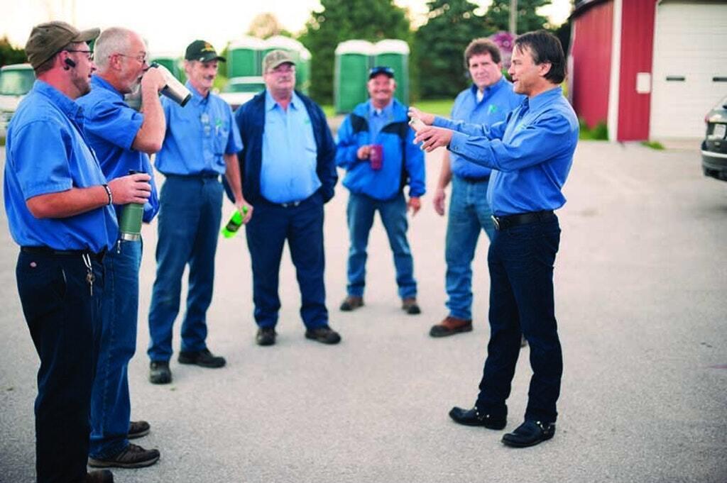 PumperMag's tweet photo. 👷 BUILDING THE BUSINESS
Change may make sense on paper, but success happens in the field. Learn how better rollout plans help crews adapt and execute.

👉 Read more: https://t.co/MnPOv4BoEl https://t.co/N3k4PgIPaH