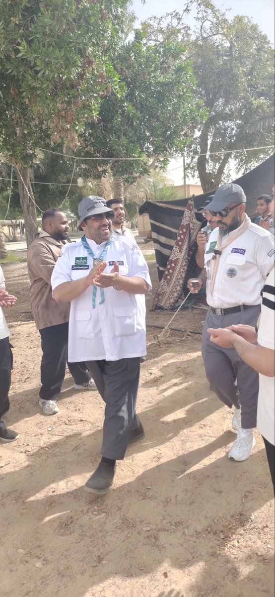 ycaorgsa's tweet photo. اختتمت جمعية مجتمع شبابي بالأحساء الدراسة الأولية للشارة الخشبية، بإشراف جمعية الكشافة العربية السعودية، والتي استمرت لمدة 3 أيام بقيادة القائد المفوض منيس عبدالله الشهراني، وبمشاركة نخبة من القادة الكشفيين. وفي ختام البرنامج تم توزيع شهادات الاجتياز على المشاركين. https://t.co/trW0WOCLHz