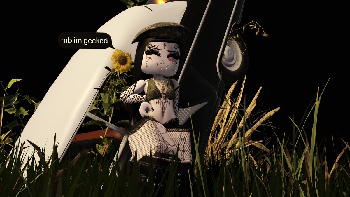 evacideee's tweet photo. love is war 
#roblox #robloxphotography #robloxgfx https://t.co/sDGM3UZDBk