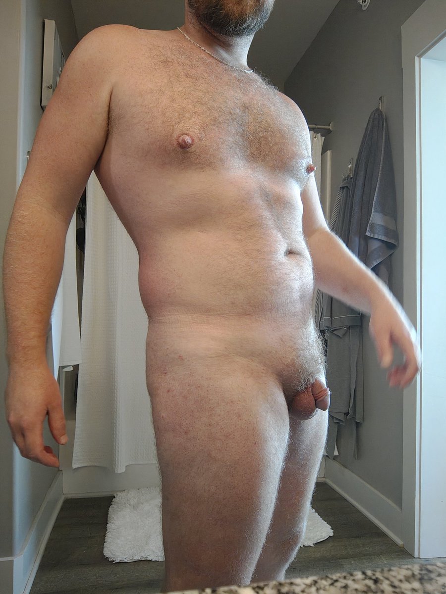 mrswallowyanut's tweet photo. Does anyone in the Nashville area have a waxer they recommend? I'm curious about getting my hole waxed lol https://t.co/17Apzmsp99
