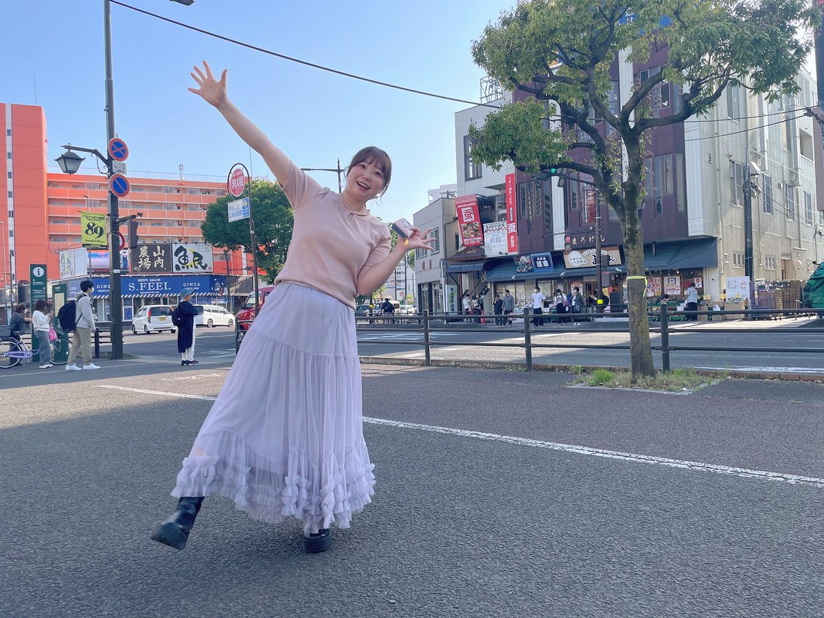 watanabe_hana87's tweet photo. 仙台ストリート大作戦でした！
ありがとうございました💖
長町新鮮〜～！ちょっと夏感じた！

みなさんからの投げ銭でイベントが成り立ってます…！今日楽しかった方はそのお気持ちを、来れなかったけど雰囲気でも感じたい方にはフォトとかムービー特典のもおすすめです💭
応援よろしくお願いします📣 https://t.co/MgITiZDCHJ