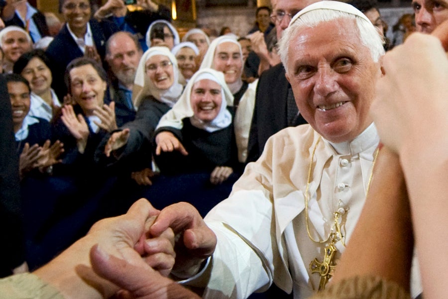 hourly pope benedict tweet media